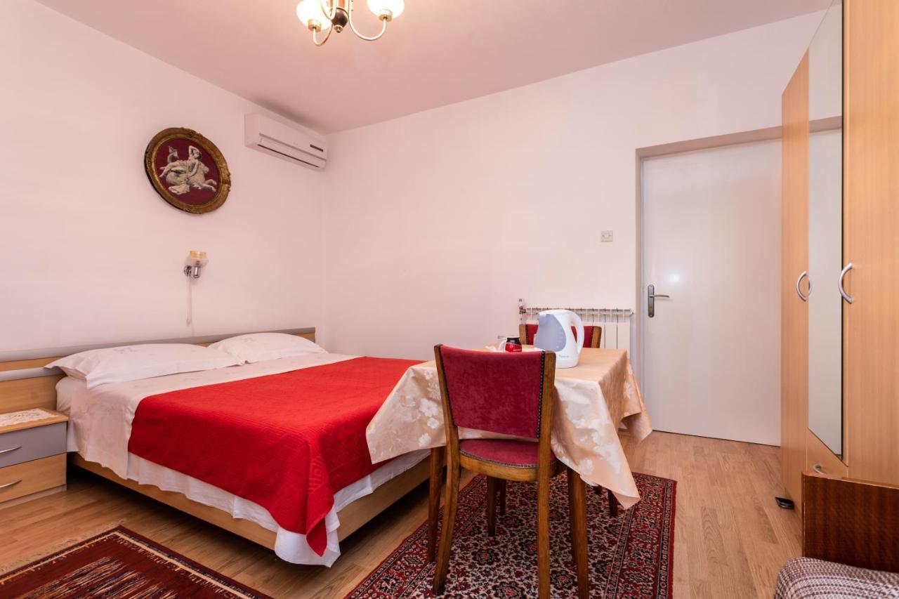 Rooms & Studio Apartment Mira Baska  Exterior photo