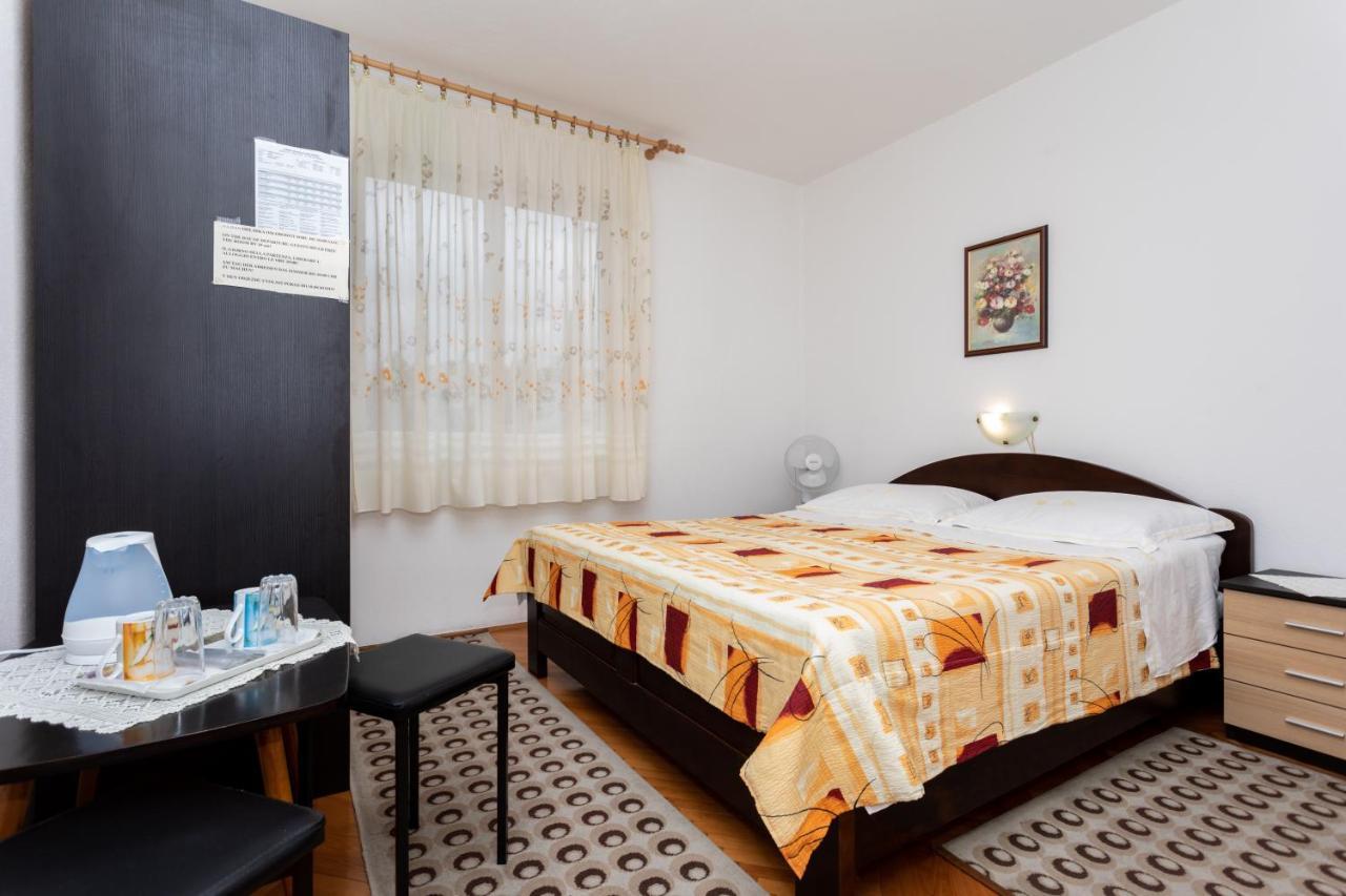 Rooms & Studio Apartment Mira Baska  Exterior photo